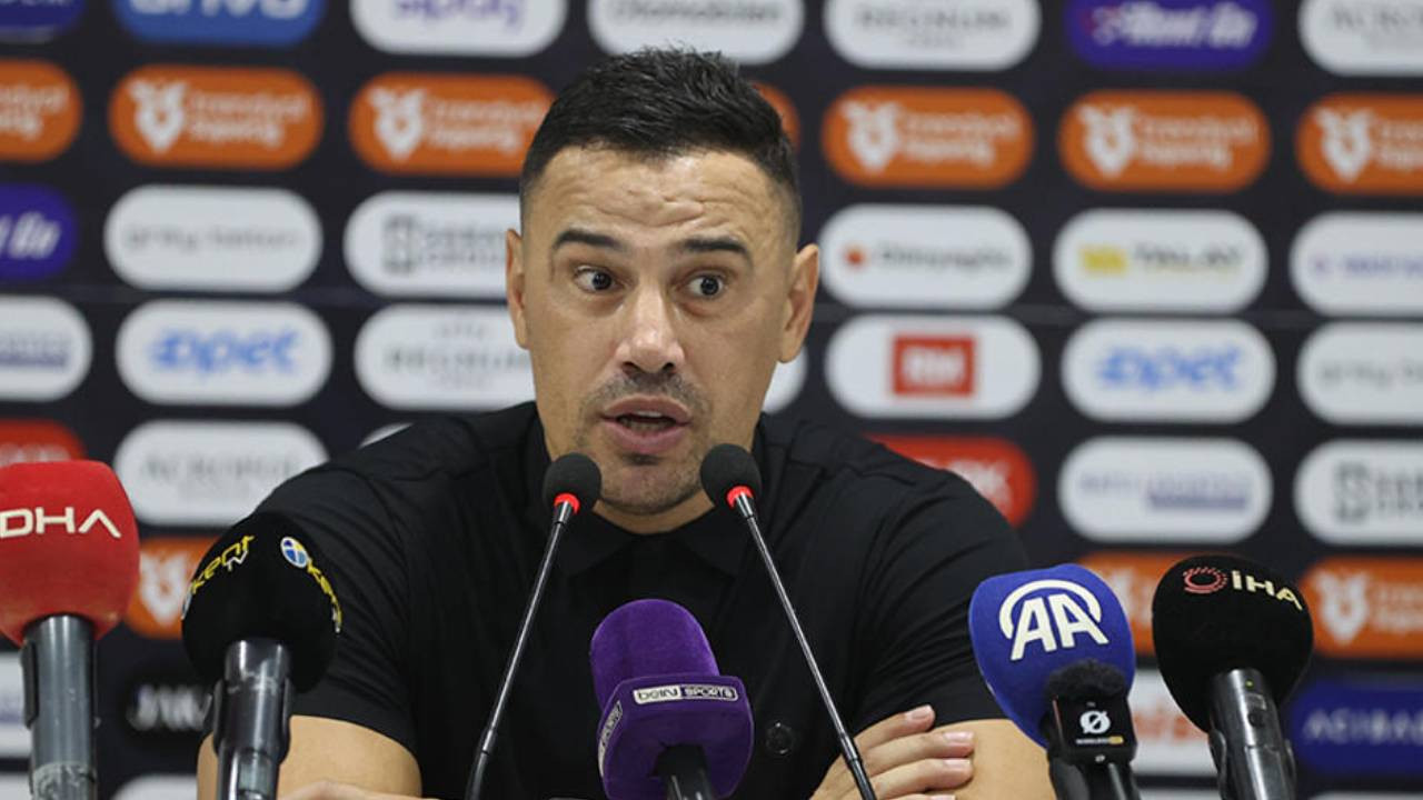 Soruyu duyan Çağdaş Atan’ın kan beynine sıçradı: ‘Sen bana fırça mı attın haddinizi bilin’