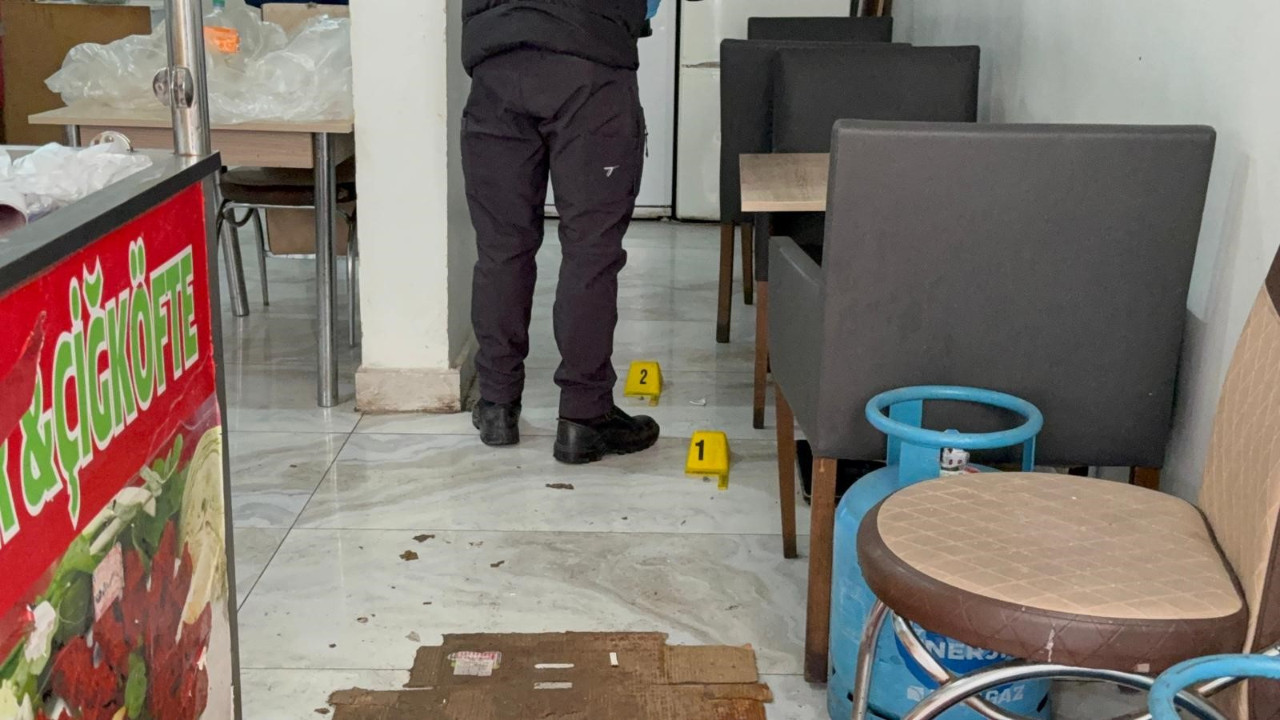 Tehdit edip kurşunladılar: Diyarbakır’da iş yerine silahlı saldırı