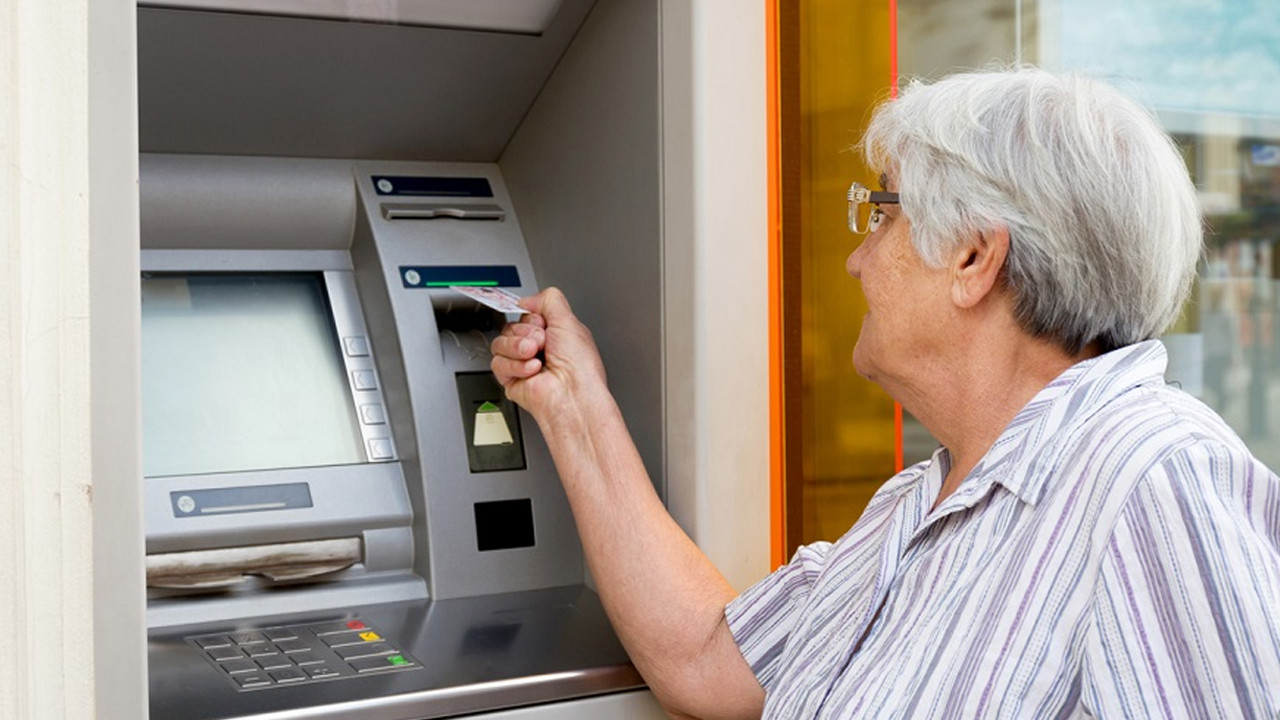 3 bin 119 TL’lik emekli maaş farkı ne zaman hesaplara yatacak? Ödeme takvimi...