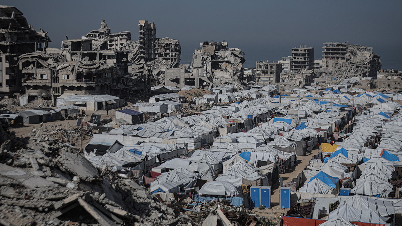 İsrail Filistinlileri katletmeye devam ediyor: Biri bebek üç kişi öldü