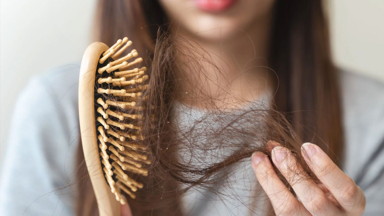 Kadınlarda saç dökülmesinin gizli nedenleri ortaya çıktı