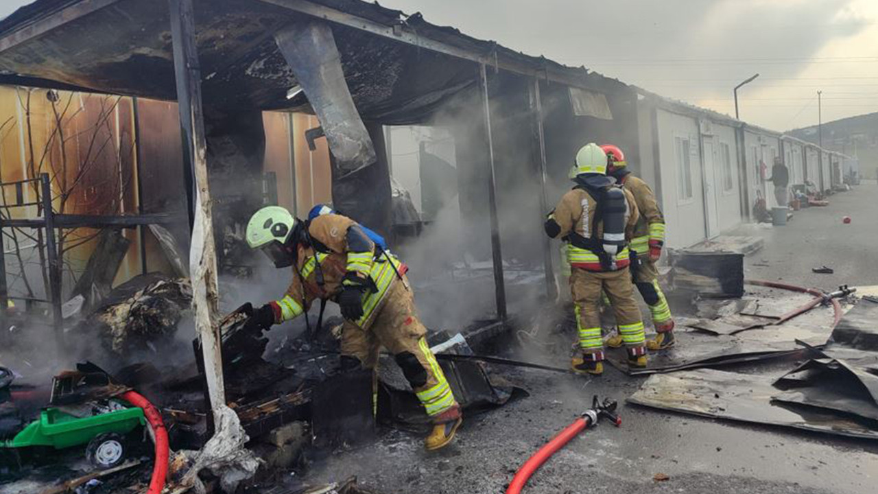 Kahramanmaraş’ta konteyner yangını: Can kaybı yok