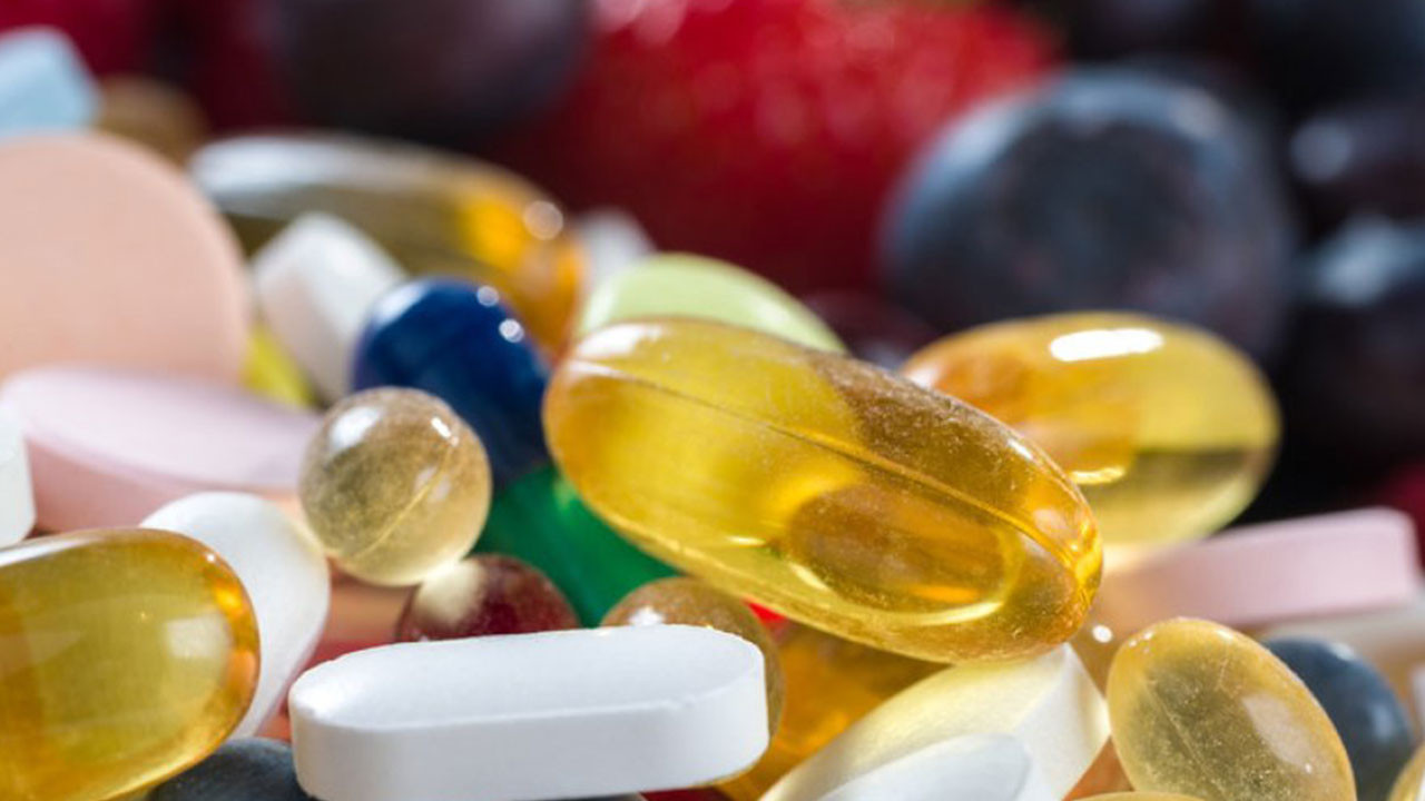 Uzman isim 'dikkat' diyerek uyardı: Bazı gıda takviyeleri kanser riskini artırıyor