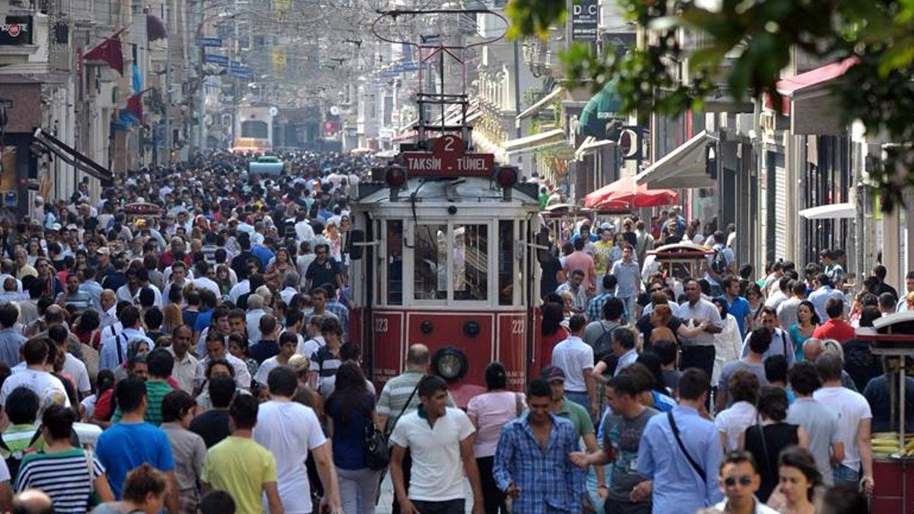 Yeniçağ Gazetesi: Türkiye'de kimsenin kimseye güveni yok