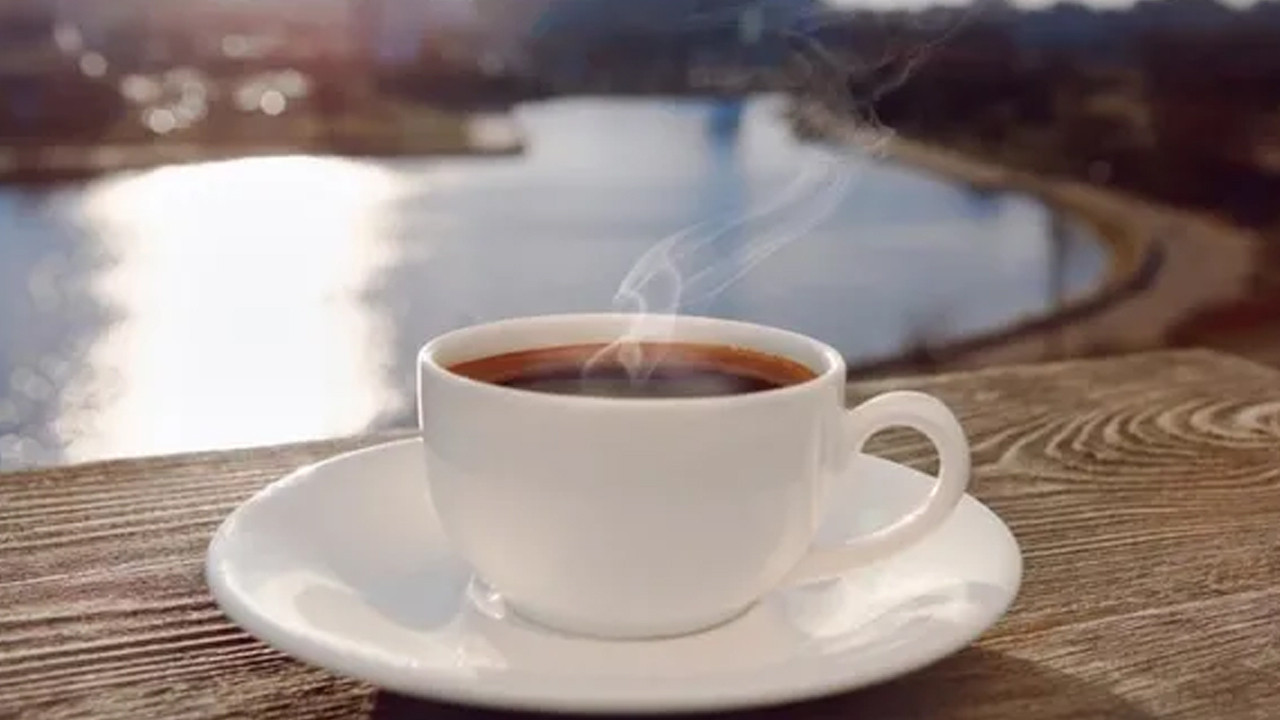Güne kahveyle başlayanlar yandı.. Bilim dünyasından hayat kurtaran uyarı