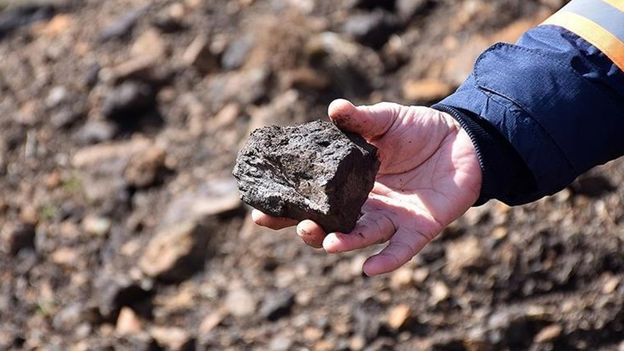 Munzur Üniversitesi Nadir Toprak Elementleri Uygulama ve Araştırma Merkezi’nin başına mühendis yerine tarihçi