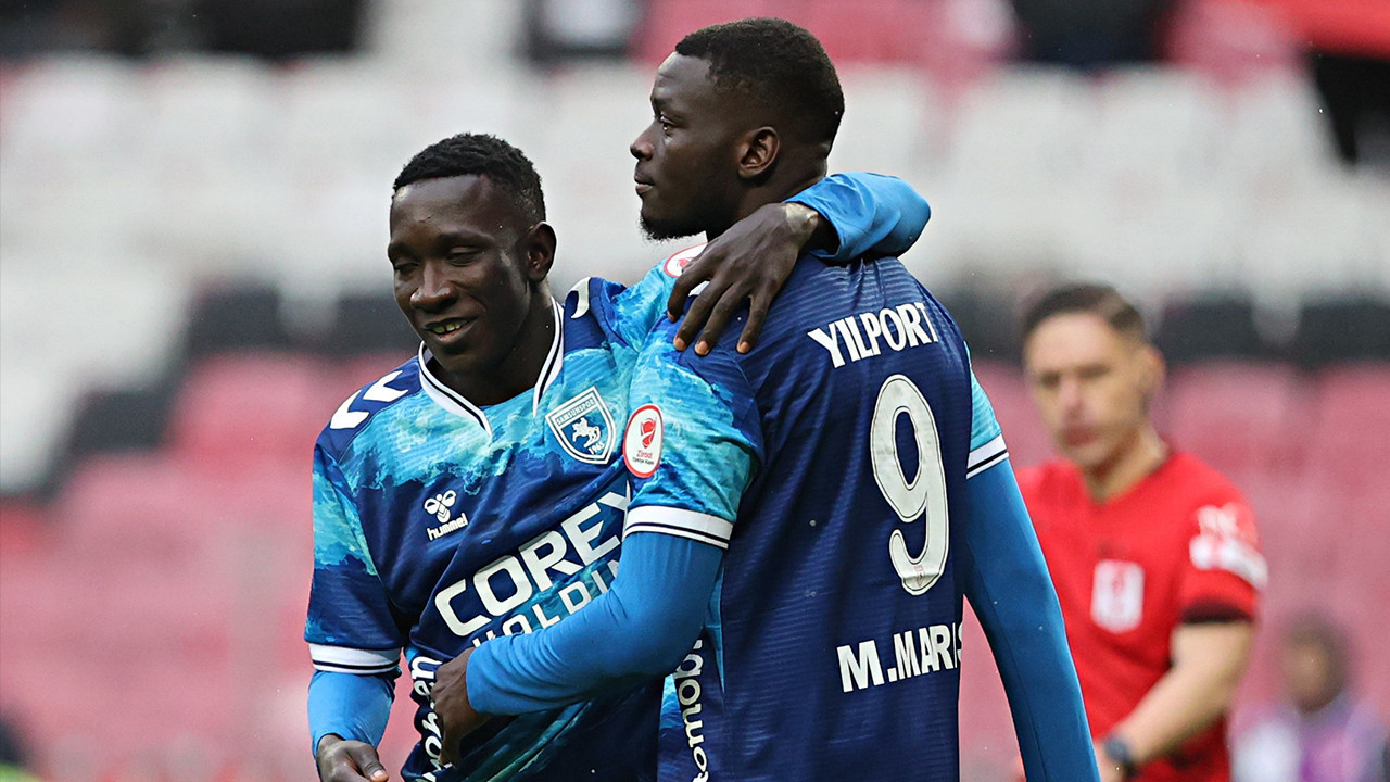 Samsunspor Mouandilmadji'nin golleriyle kupada 3'te 3 yaptı