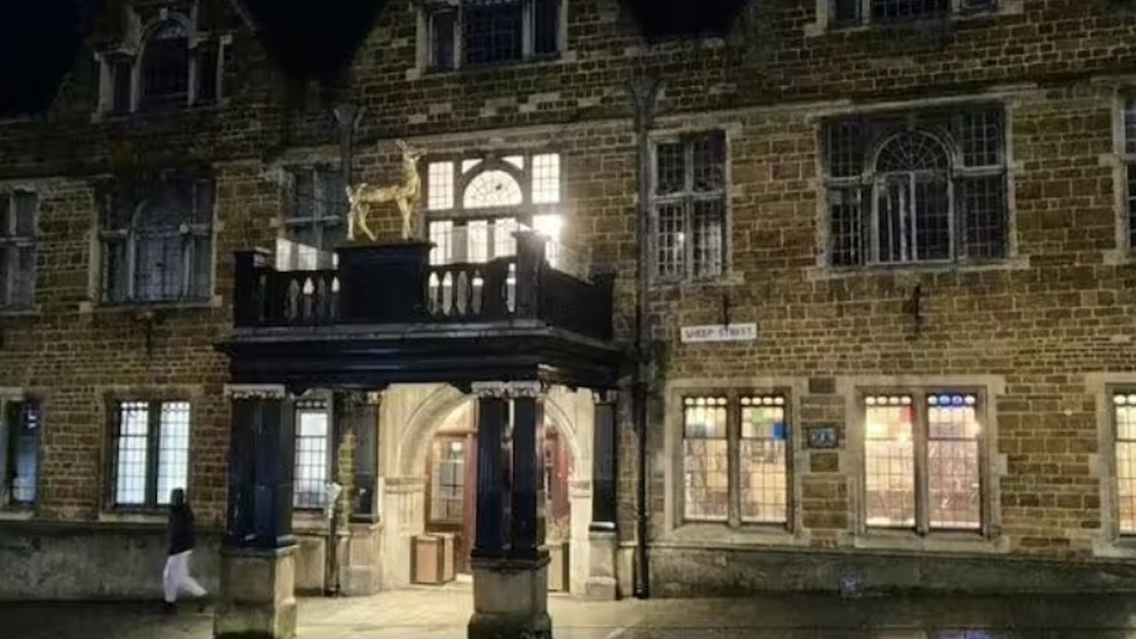 300 yıllık otel iflas etti: Servet harcandı ama yetmedi