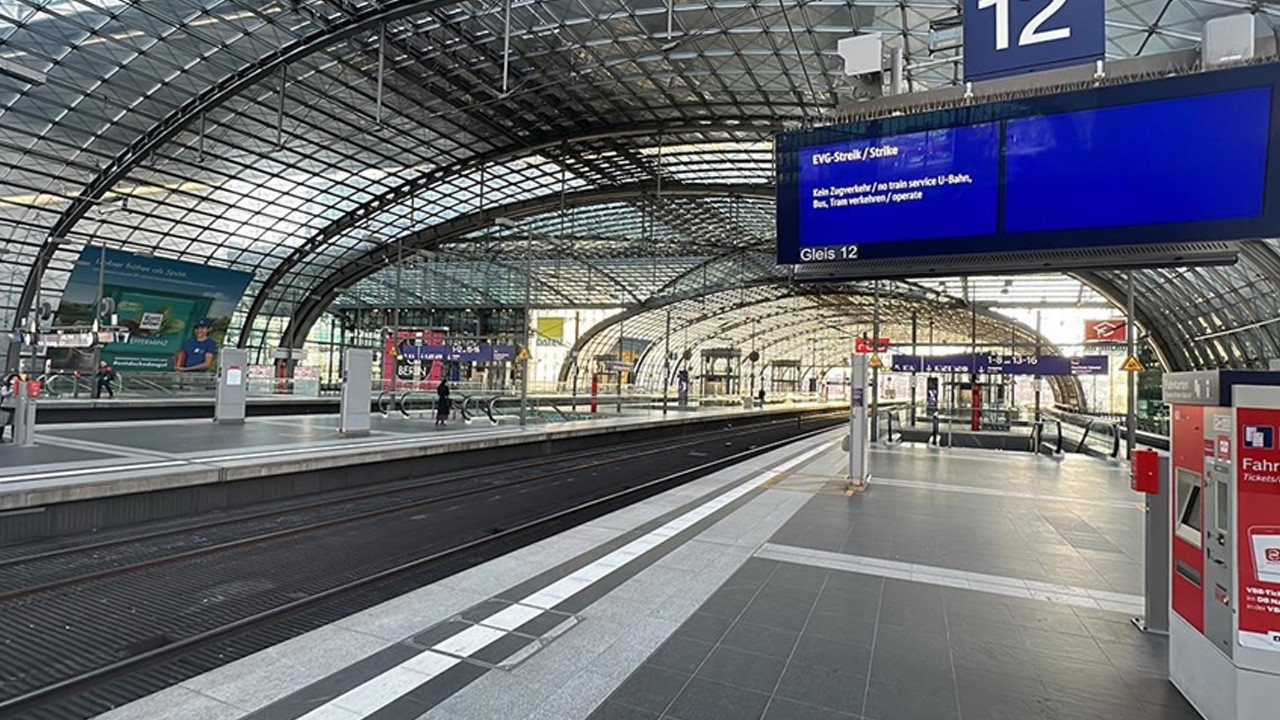 Almanya'da bilet kontrolünde cinayet