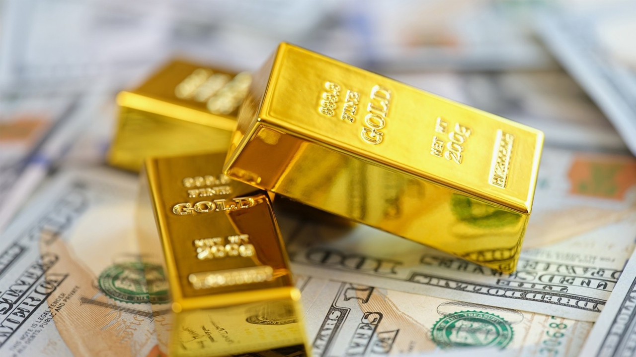 Altının ons fiyatı yeniden 5 bin doların üstünde: Piyasalar çok hareketli