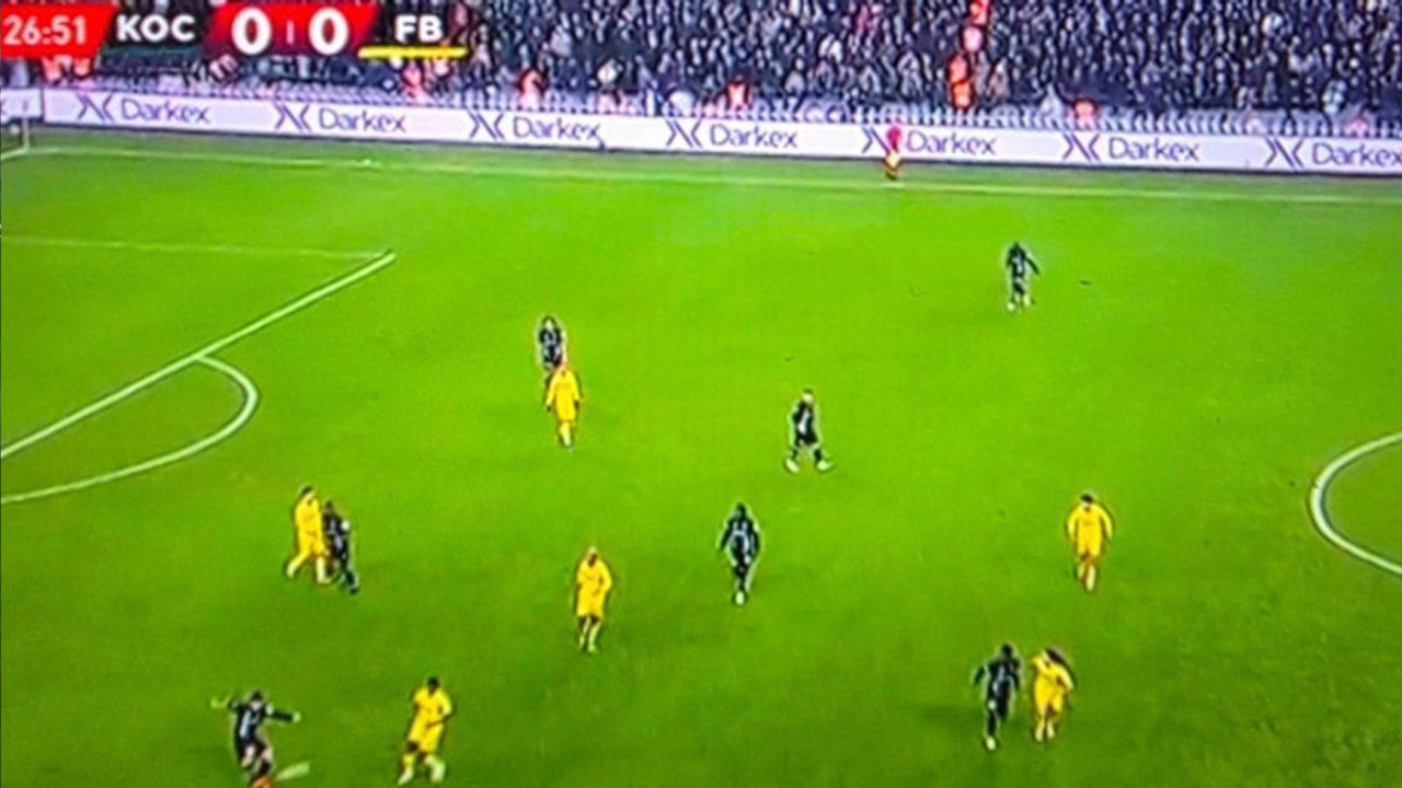 Bahis baronu Şeref Yazıcı'nın Kocaeli-Fenerbahçe maçındaki reklamına soruşturma