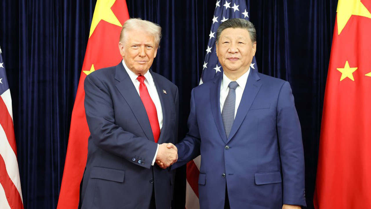 Çin Devlet Başkanı Şi, ABD Başkanı Trump ile telefonda görüştü