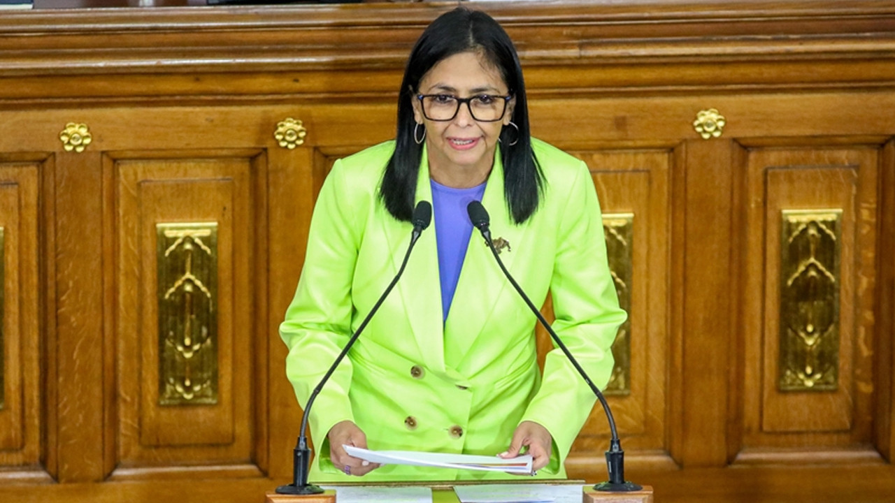 Venezuela Geçici Devlet Başkanı ulusa seslendi