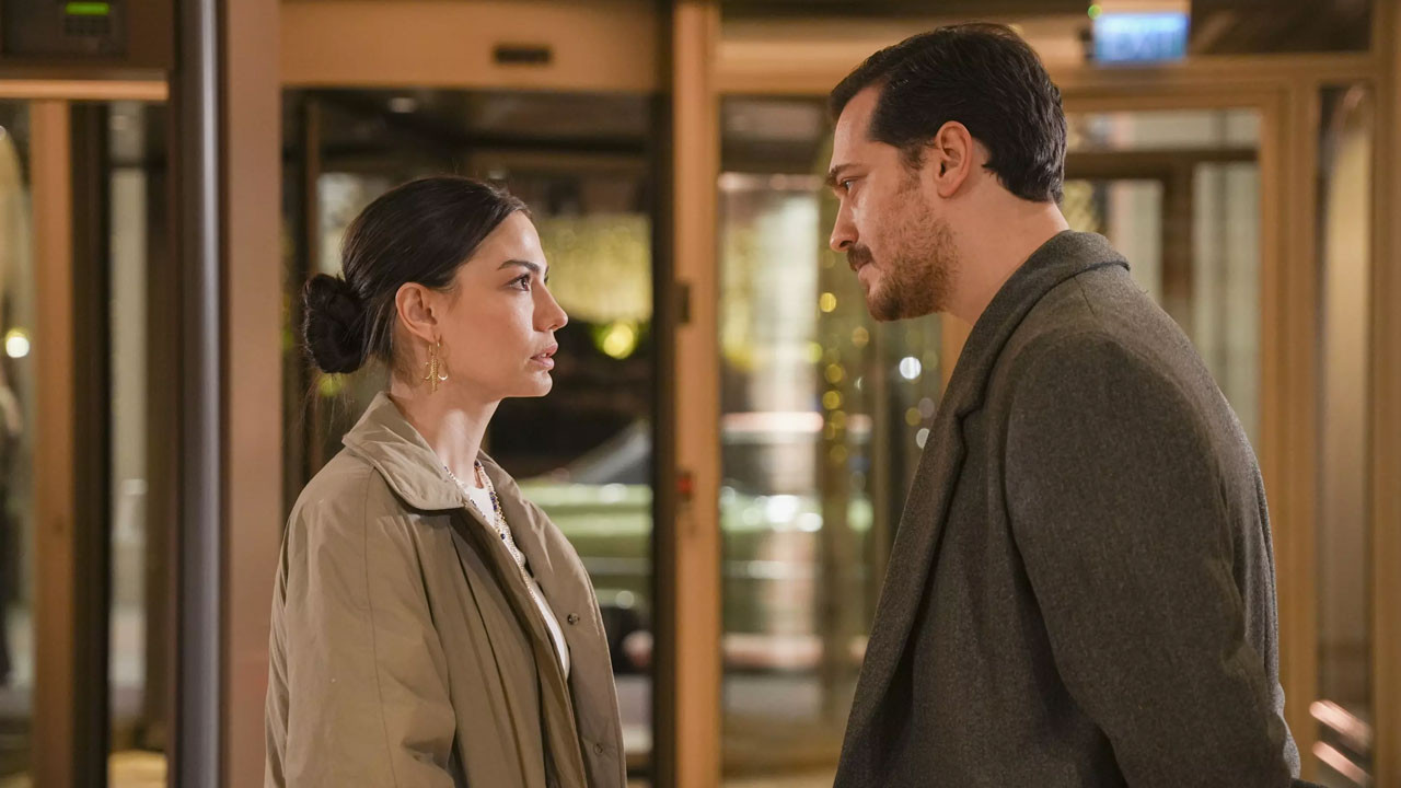 Eşref Rüya çekimlerinde talihsiz kaza: Ünlü oyuncu elinden yaralandı