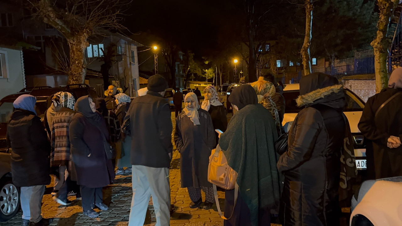Umre hayali kabusa döndü: 17 kişi 1.350’er dolar dolandırıldı