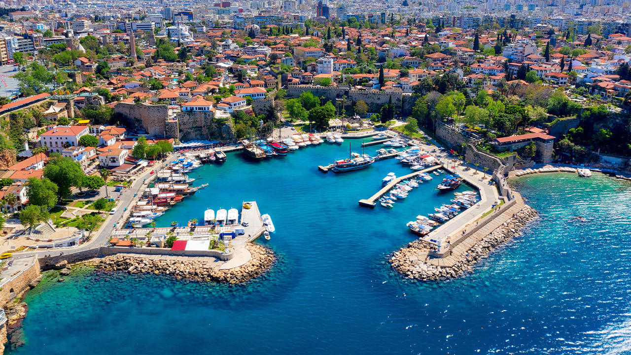 Antalya'nın turizm tarihinde ilk: Tüm zamanların 'ocak' rekoru kırıldı