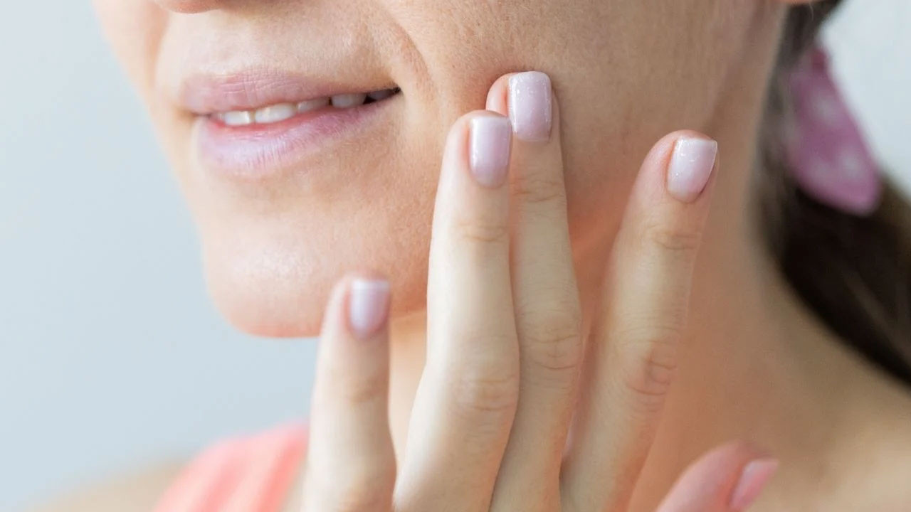 Kışın kuruyan cilde ne iyi gelir? Uzmanlardan altın öneriler