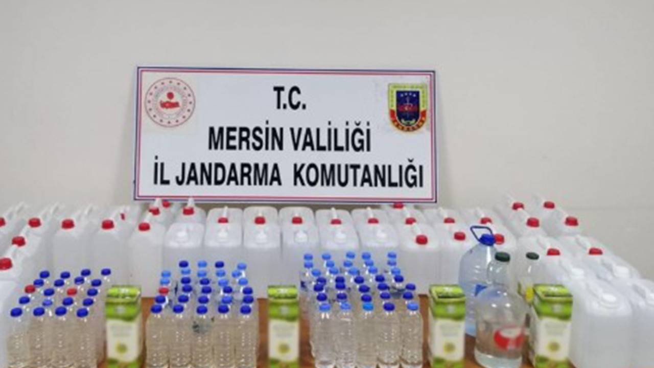 Mersin’de depoya baskın: Binlerce litre kaçak alkol ele geçirildi