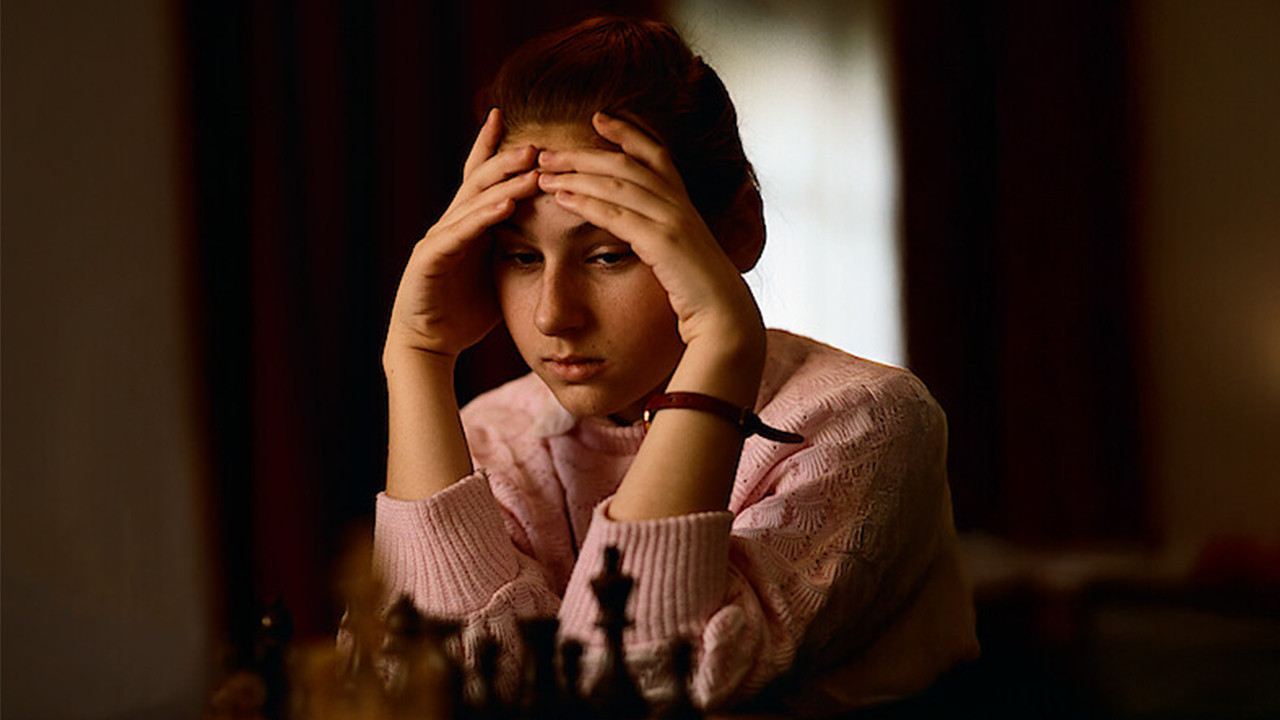 Netflix’ten satranç tarihine damga vuran belgesel: “Queen of Chess” yayında