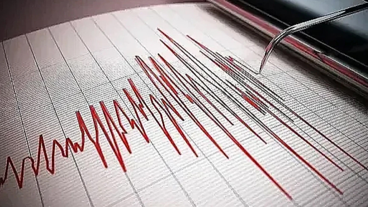 Balıkesir'de 1 dakikada üç deprem
