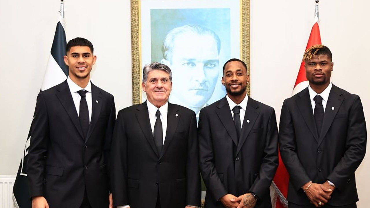 Beşiktaş Başkanı Serdal Adalı yeni transferlerle buluştu