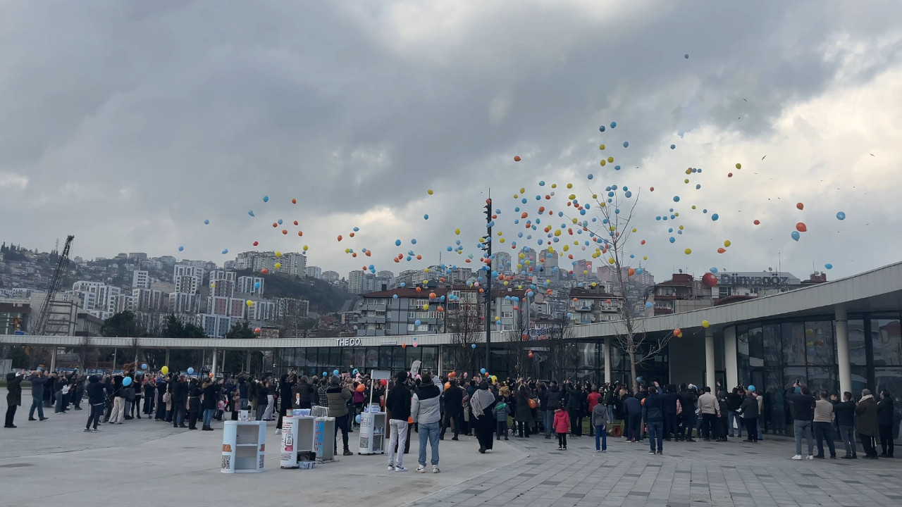 Kocaeli'de balonlar Uras için uçtu
