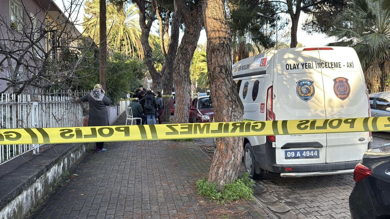 Efeler’de çifte cinayet: Yaşlı karı-koca bıçaklanmış halde bulundu