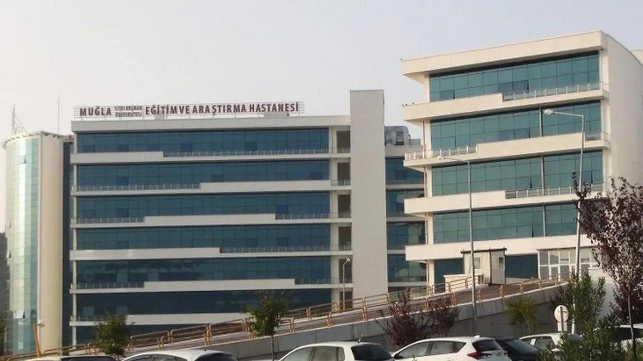 Muğla Eğitim ve Araştırma Hastanesi'nde rezalet: Hasta odasından fare çıktı