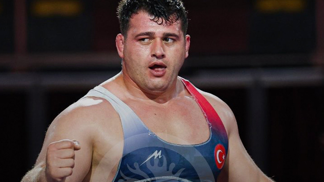 Rıza Kayaalp 610 gün sonra mindere döndü: Zagreb'de altın madalya kazandı