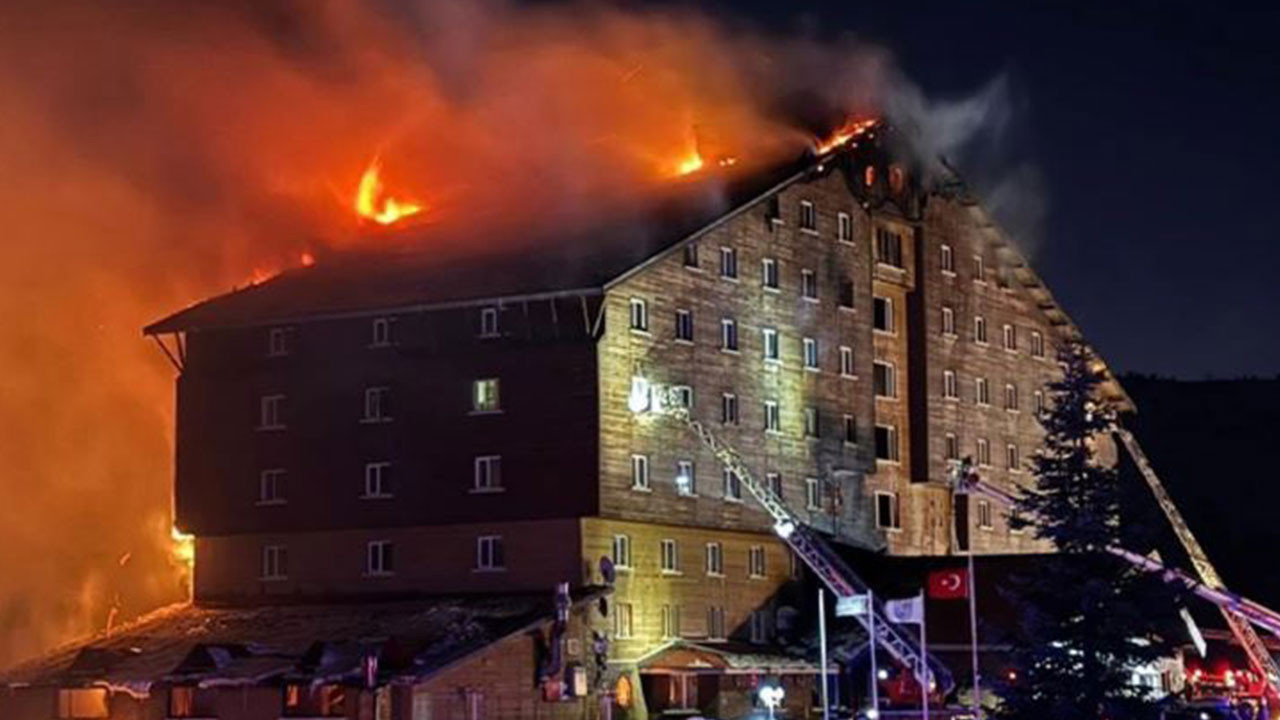Bakan'dan skandal Bolu yangını açıklaması: Dedektörler kontrol edilseydi can kaybına yol açardı