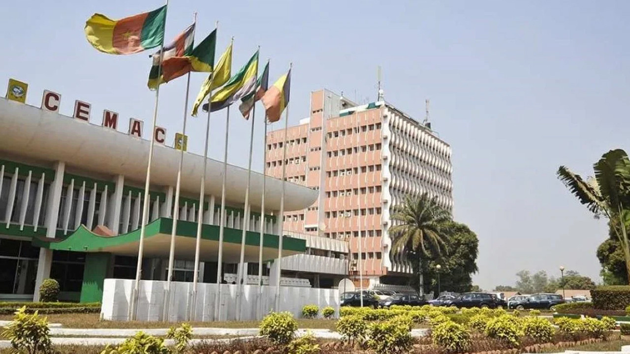 CEMAC faaliyetlerini askıya aldı