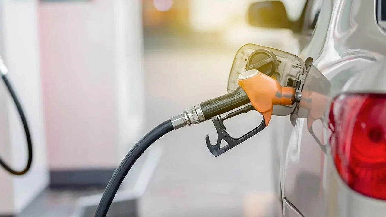 Akaryakıt fiyatlarına perşembe günü büyük zam yolda: Yüzde 52 Türkiyesi günaydın