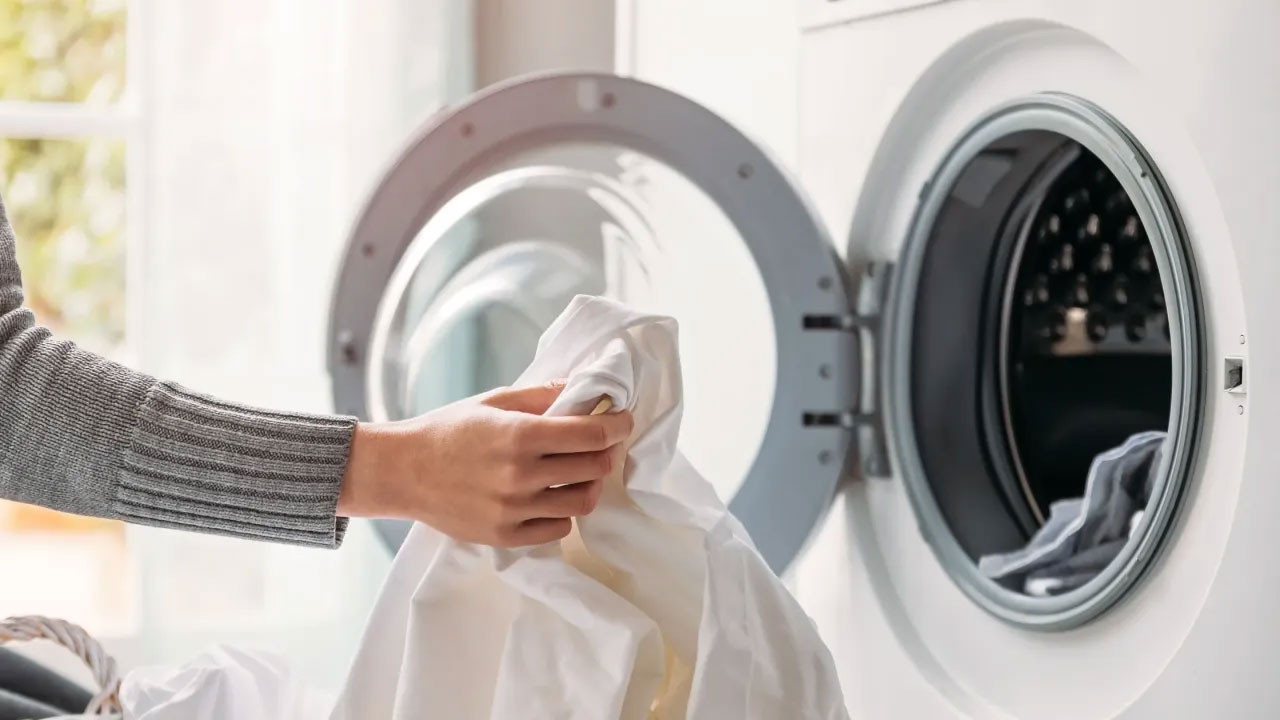 Gece çamaşır makinesi çalıştırmak tasarruf sağlıyor mu?