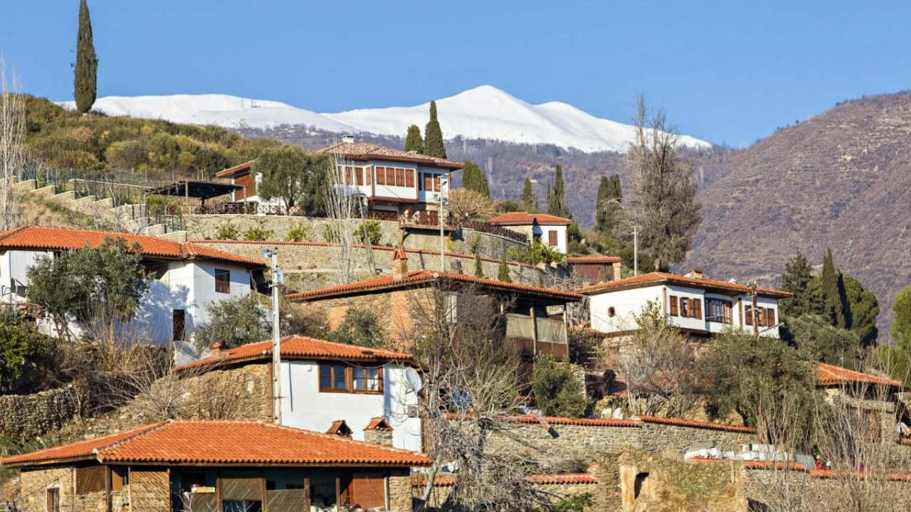 Türkiye'de köyler sessizliğe büründü: 70 köyde 10 kişi yaşıyor