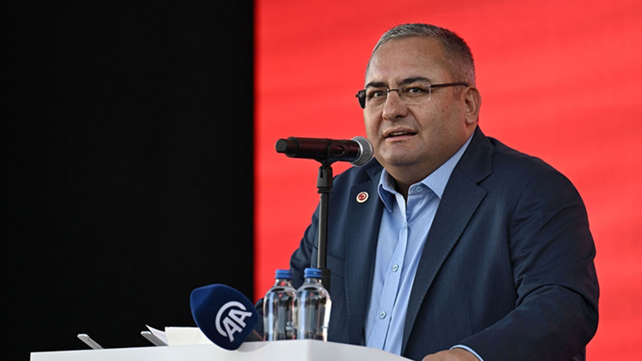 Özarslan'ın AKP'ye geçişi rafa kalktı: Siyasi karantinaya alındı iddiası