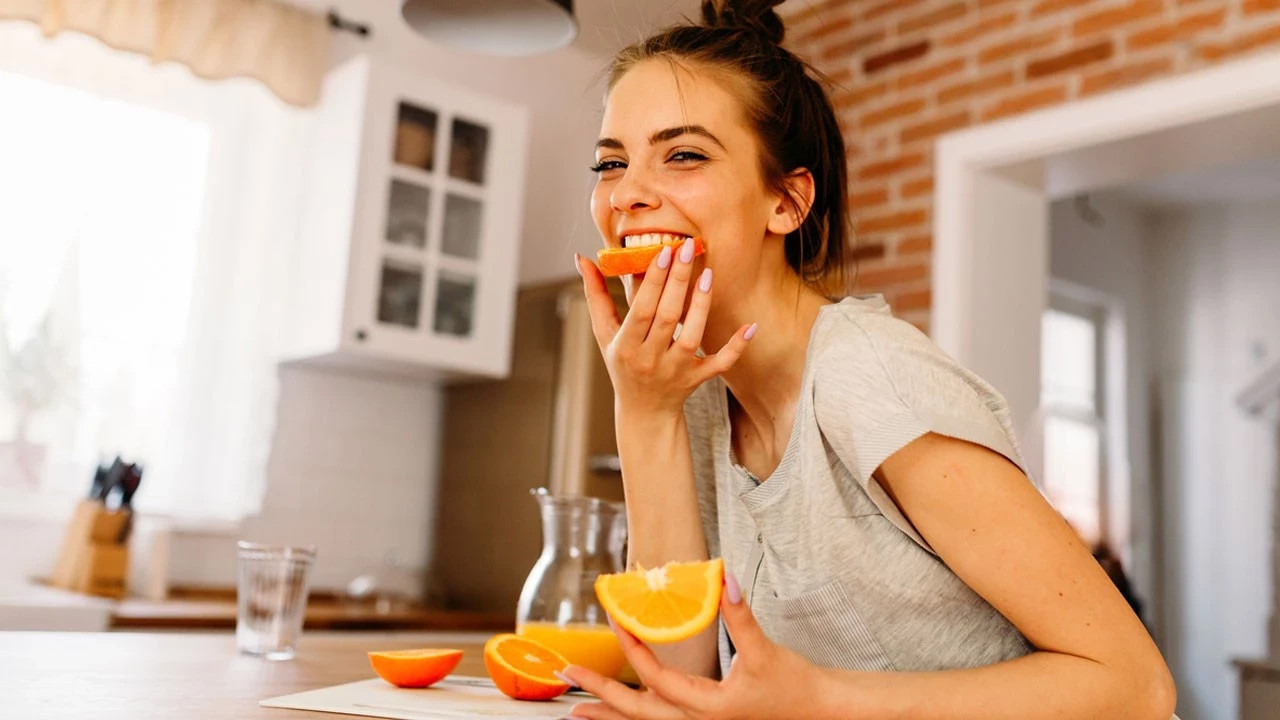 Portakalın sırrı zamanında gizli: En fazla C vitamini için bu vakitte tüketin