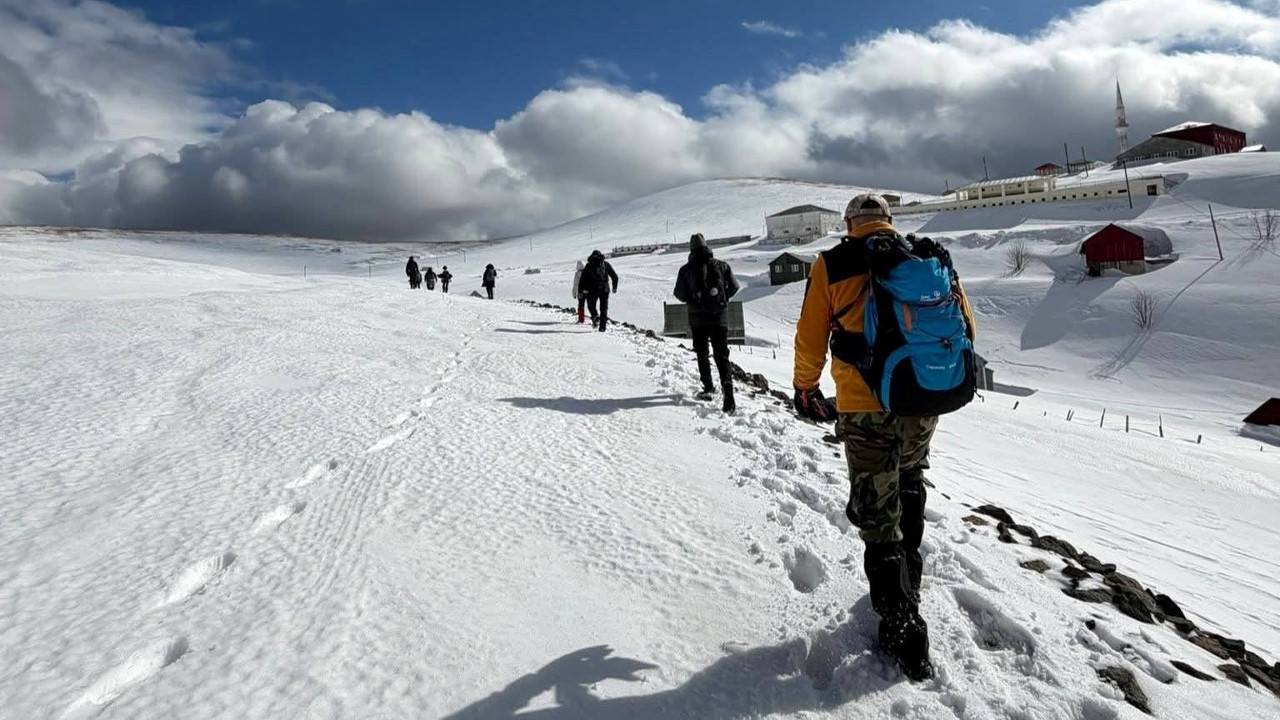 Tradost’tan Sis Dağı’nda doğa yürüyüşü