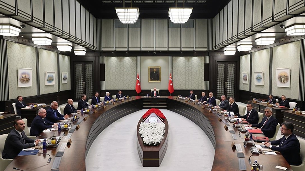 Bakanlardan yeni kabine üyelerine tebrik mesajı