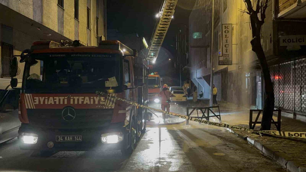 Bağcılar’da iş yerinde yangın çıktı