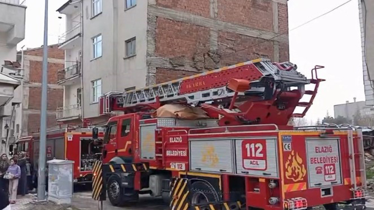 Elazığ’da ev yangını