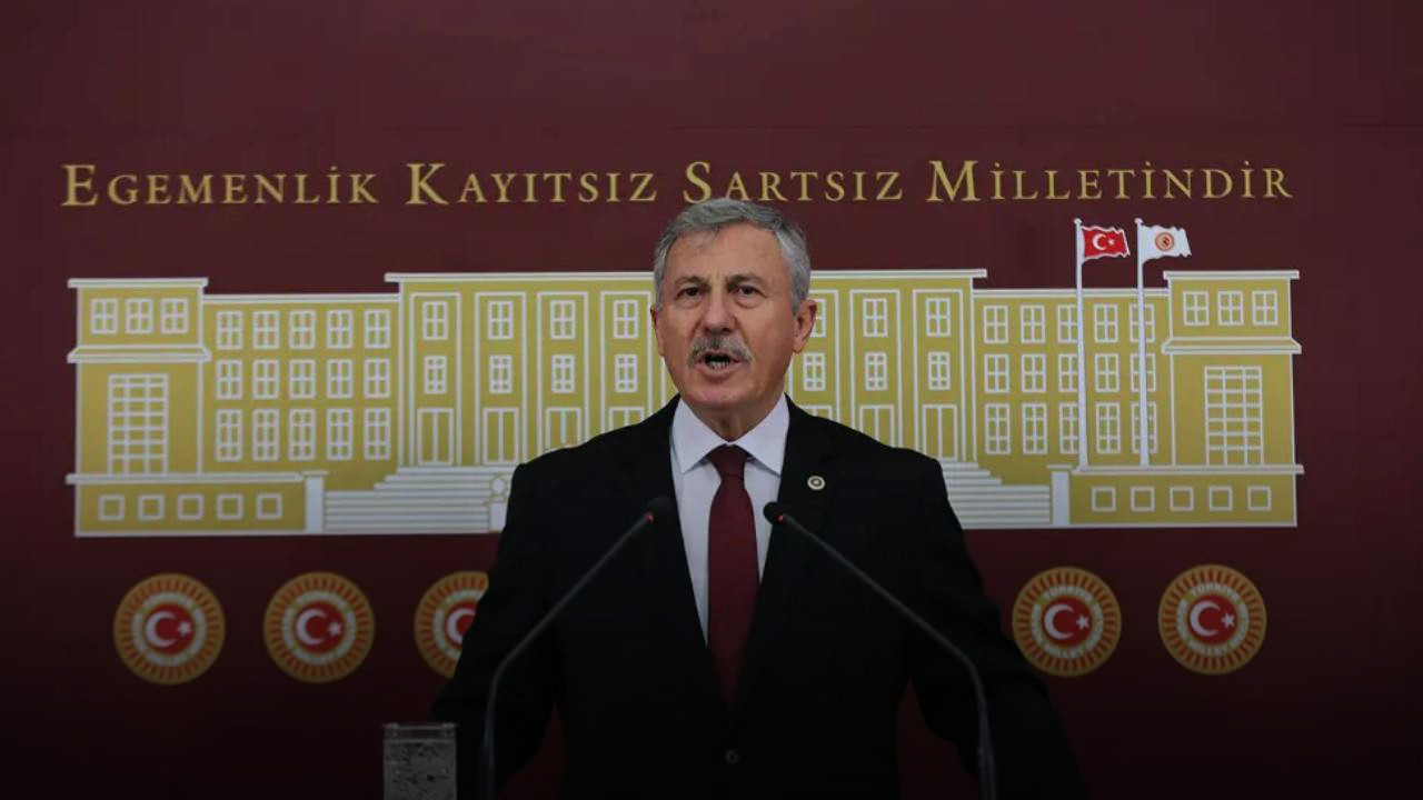 Selçuk Özdağ: 'Yargı uzun süredir siyasetin arka bahçesi yapılmak isteniyor'