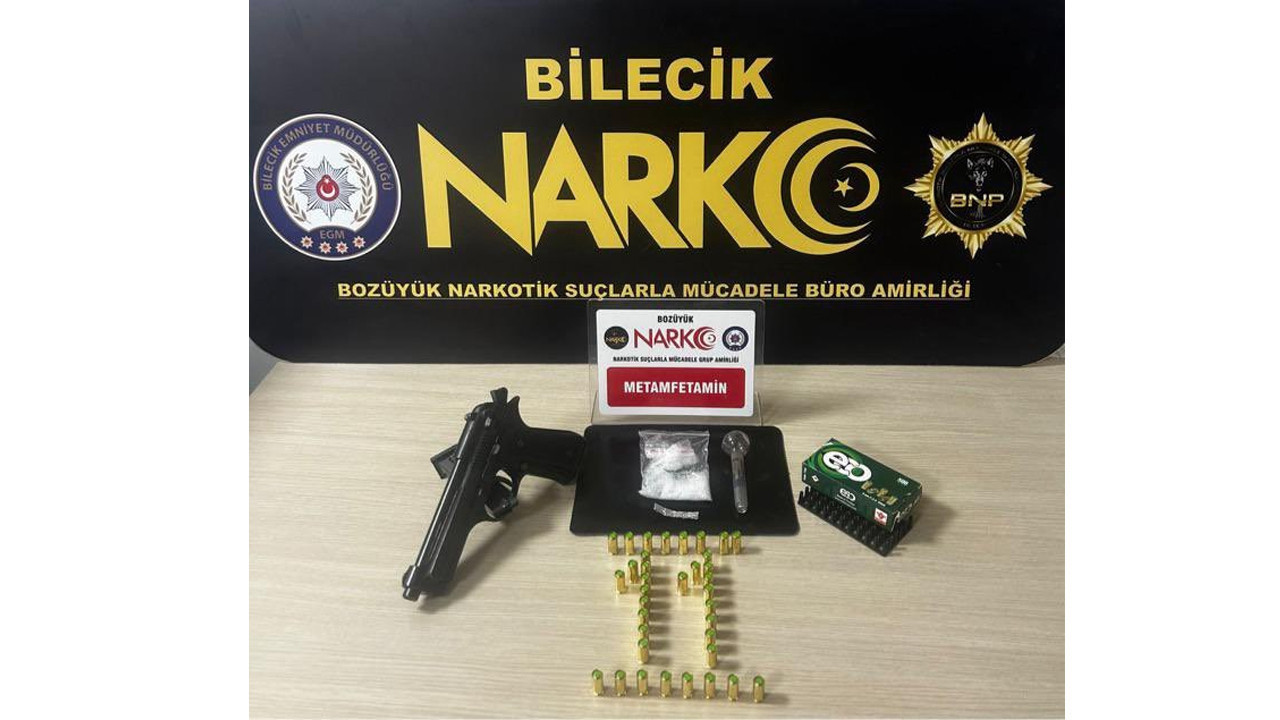 Bozüyük’te uyuşturucu, bong, silah ve çok sayıda fişek ele geçirildi