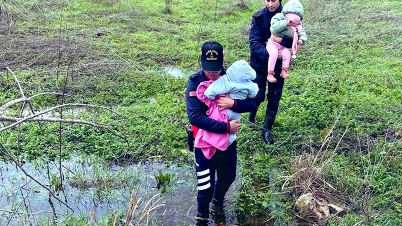 Bursa’da sel krizi: Mahsur kalan aile kurtarıldı