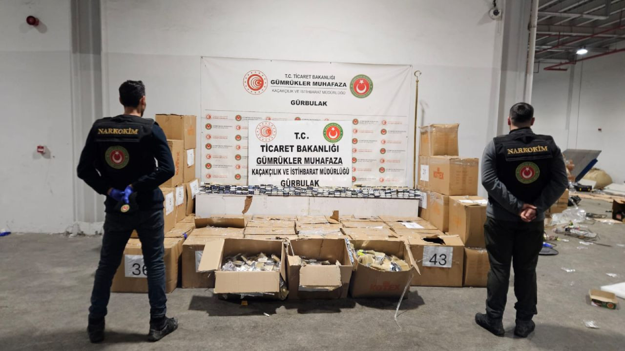 Zehir tacirlerine gümrükte darbe