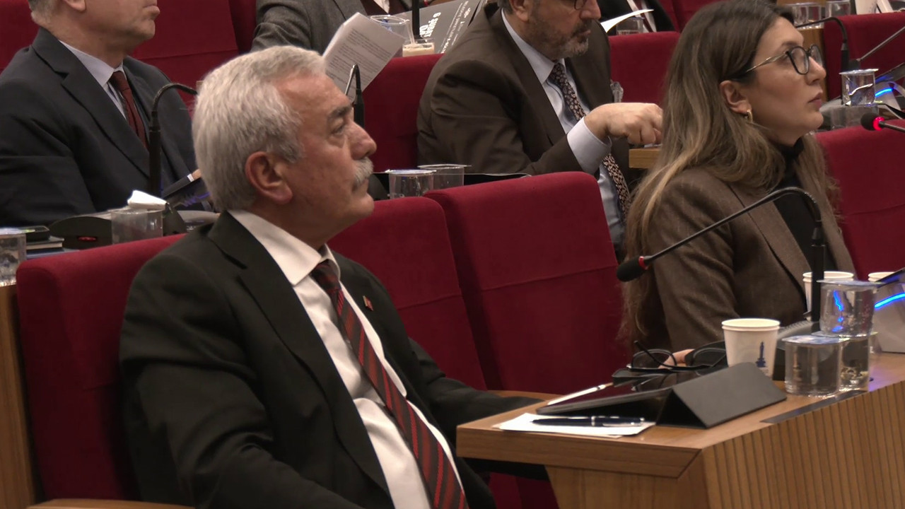 İzmir Büyükşehir Meclisi’nde 2. 'Akın Gürlek' krizi