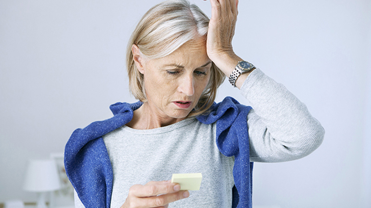 Kaşık kaşık gelen unutkanlık... Beyni durduran 2 besin