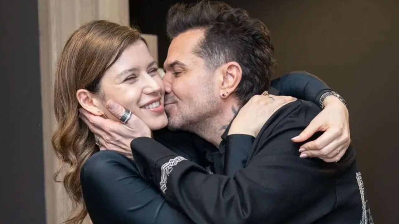 Sevgililer Günü’nde Kenan Doğulu Beren Saat aşka geldi: Aşklarını böyle kutladılar