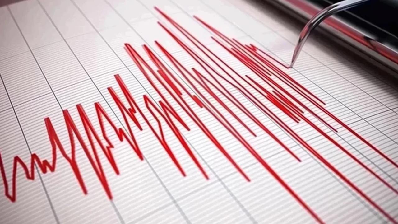 Akdeniz'de 4 büyüklüğünde deprem