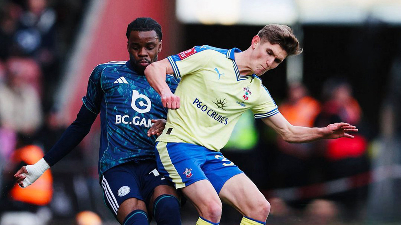 Jelert uzatmalarda kabusu yaşadı: Southampton'da ikinci kez sakatlandı