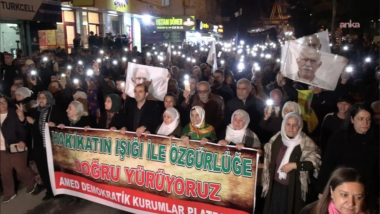 Apo'nun Türkiye'ye getirilişinin yıldönümünde İstanbul ve Diyarbakır'da protestolar düzenlendi